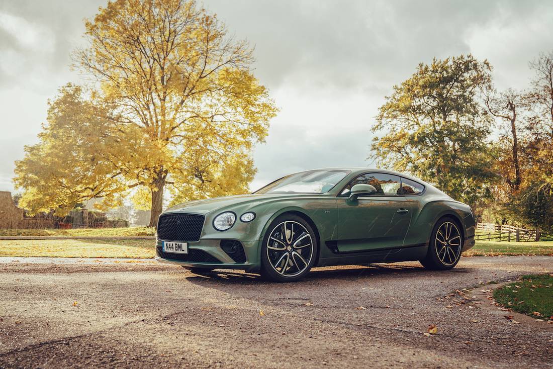 Bentley Continental GT V8 (2022) statisch, vooraanzicht