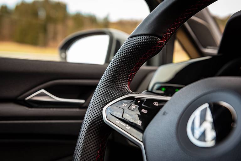 Golf-GTI-Clubsport-2021-DetailSteering