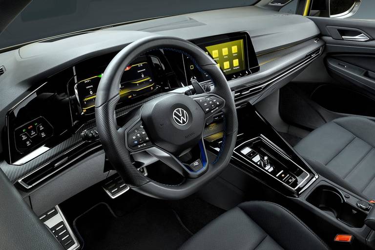 VW-Golf-R-333-Final-Interior