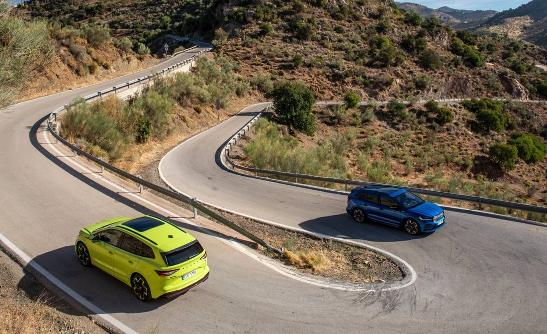 skoda-enyaq-iv-rs-banner