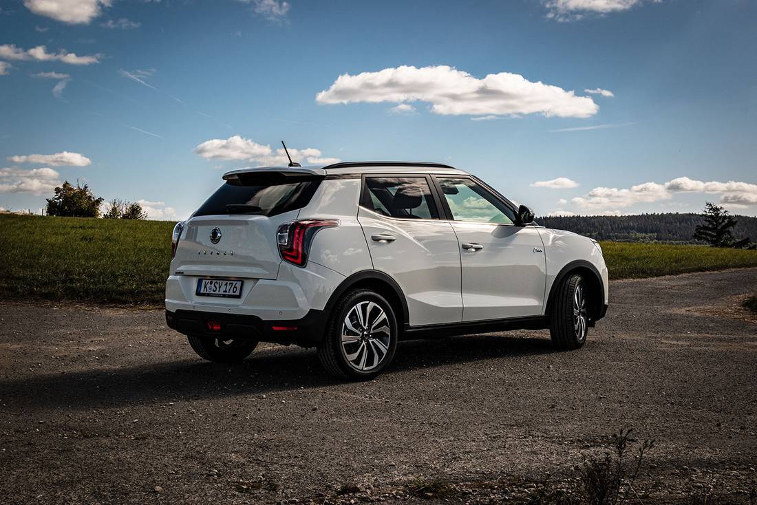 7xfaWVcC0FaaBPES3fYwkt-977e11144ed5816349c49a2d4c81fc3f-SsangYong-Tivoli-Hero-1100