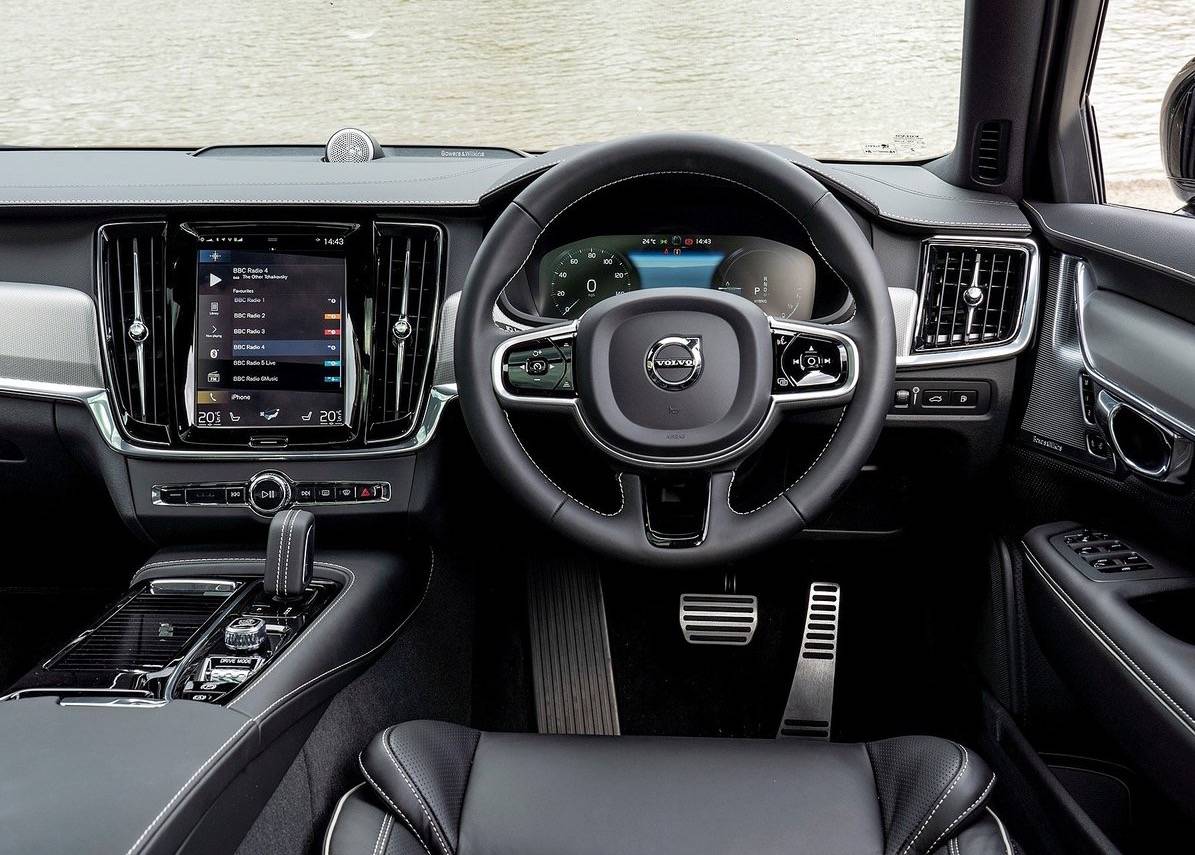 Volvo-V90-Interior