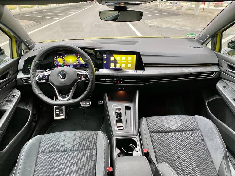 VW Golf 8 Variant Int Cockpit