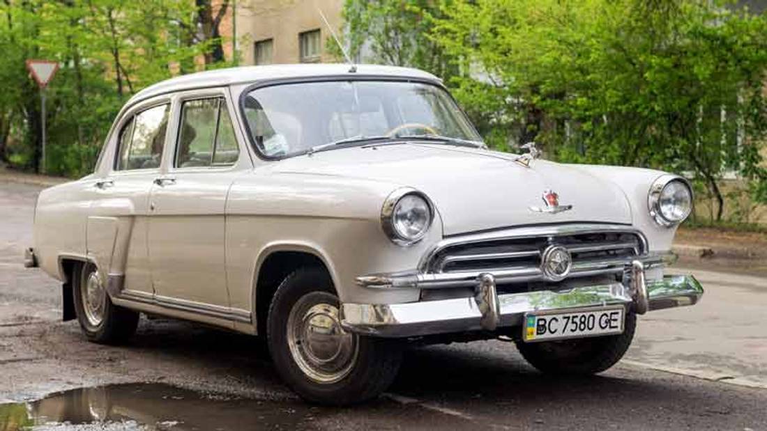 gaz-m-02