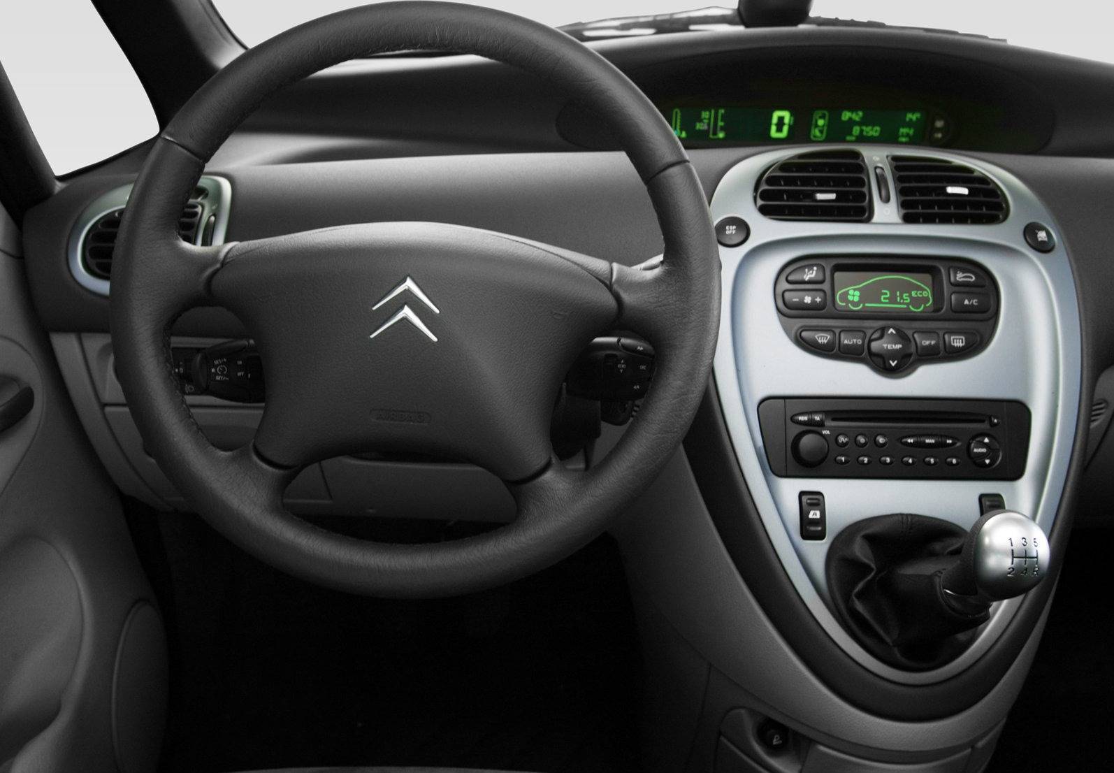 citroen-xsara-picasso-interieur