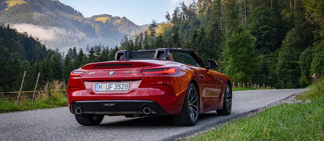 BMW-Z4-Side-Rear-1100.jpg