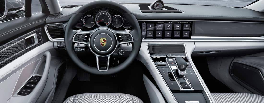 porsche-panamera-turbo-interior