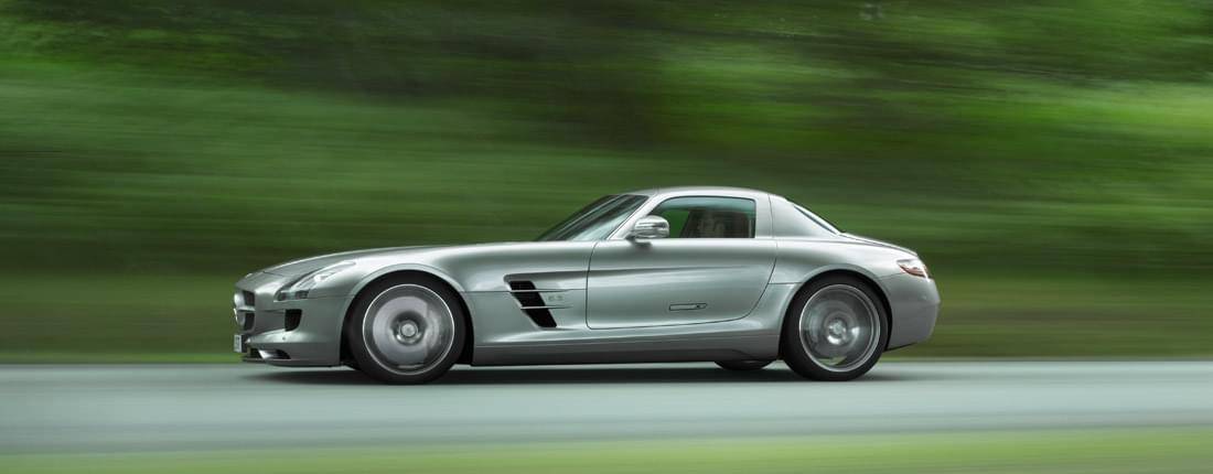 mercedes-benz-sls-side