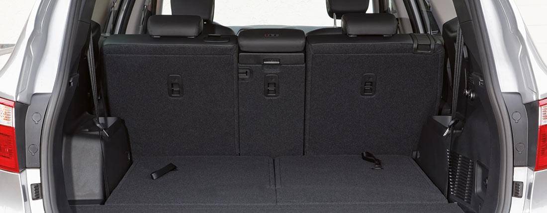hyundai-grand-santa-fe-l-02