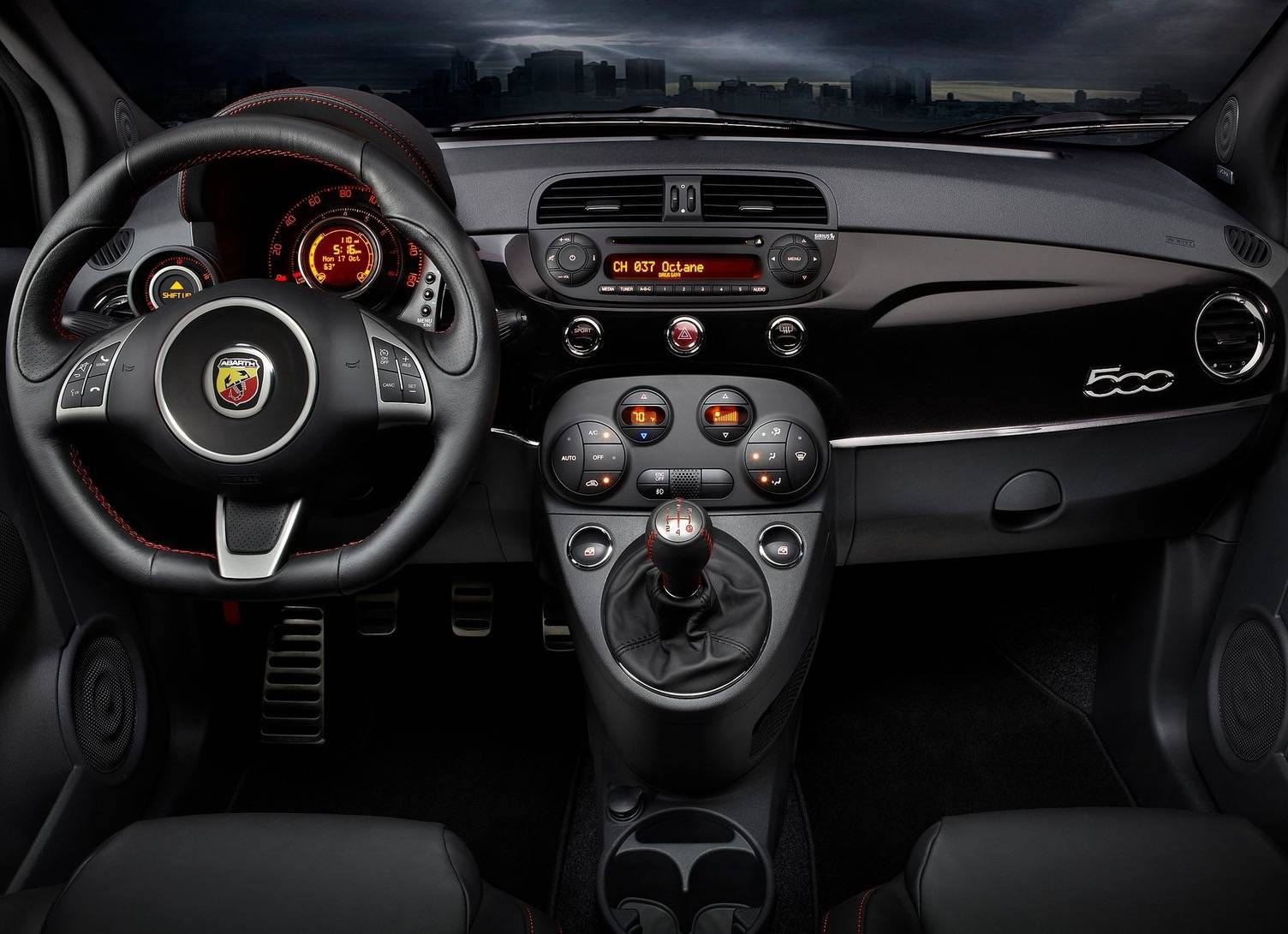 fiat-abarth-500-interieur