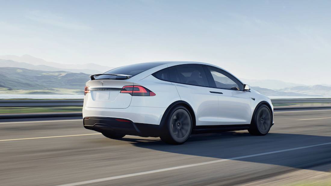 tesla-model-x-m-05.jpg