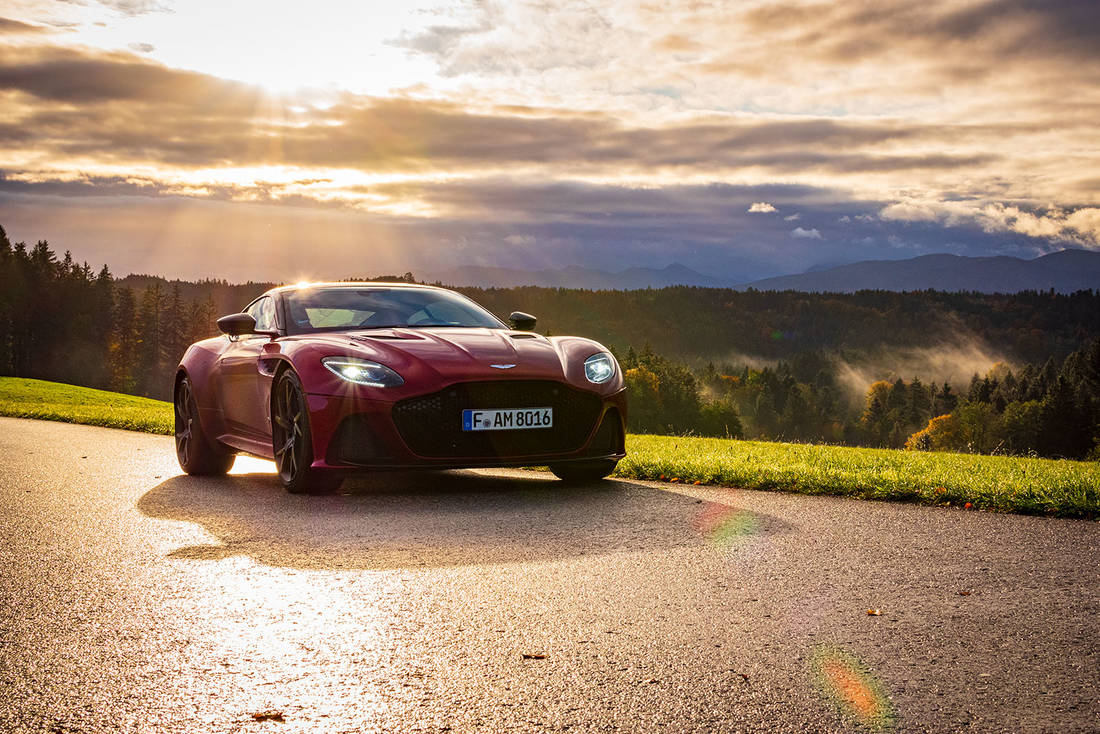 Kunstfahrt: Test Aston Martin DBS Superleggera