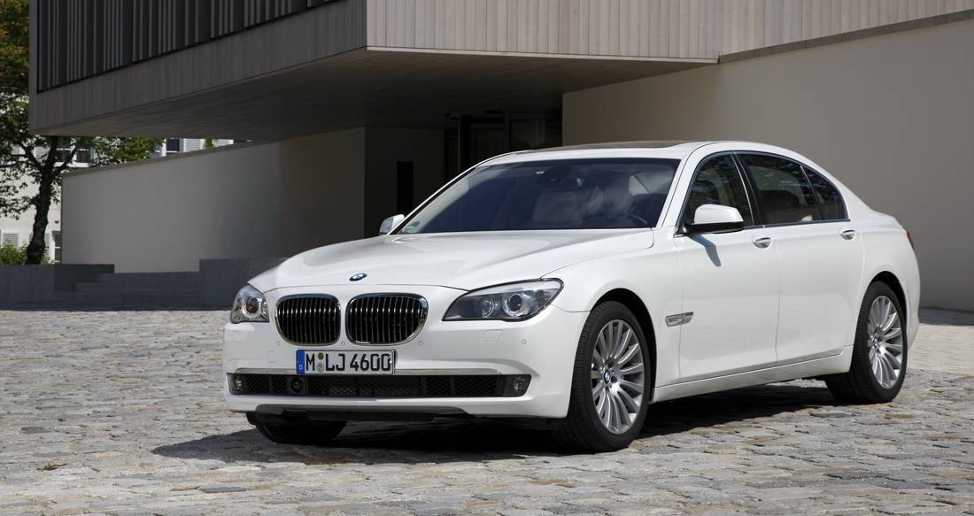 UvvaVNuH9OH6pPXS8g14b-5118bc0827c747d906f19f0c848af19e-bmw-f01-front-1100