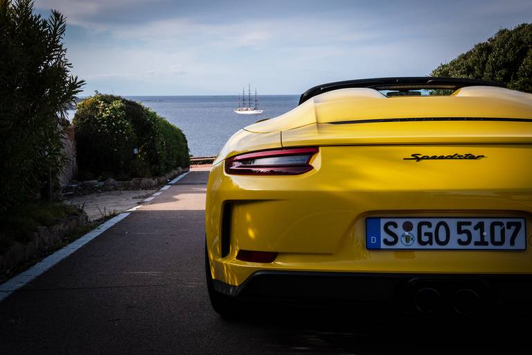 Porsche-Speedster-boat