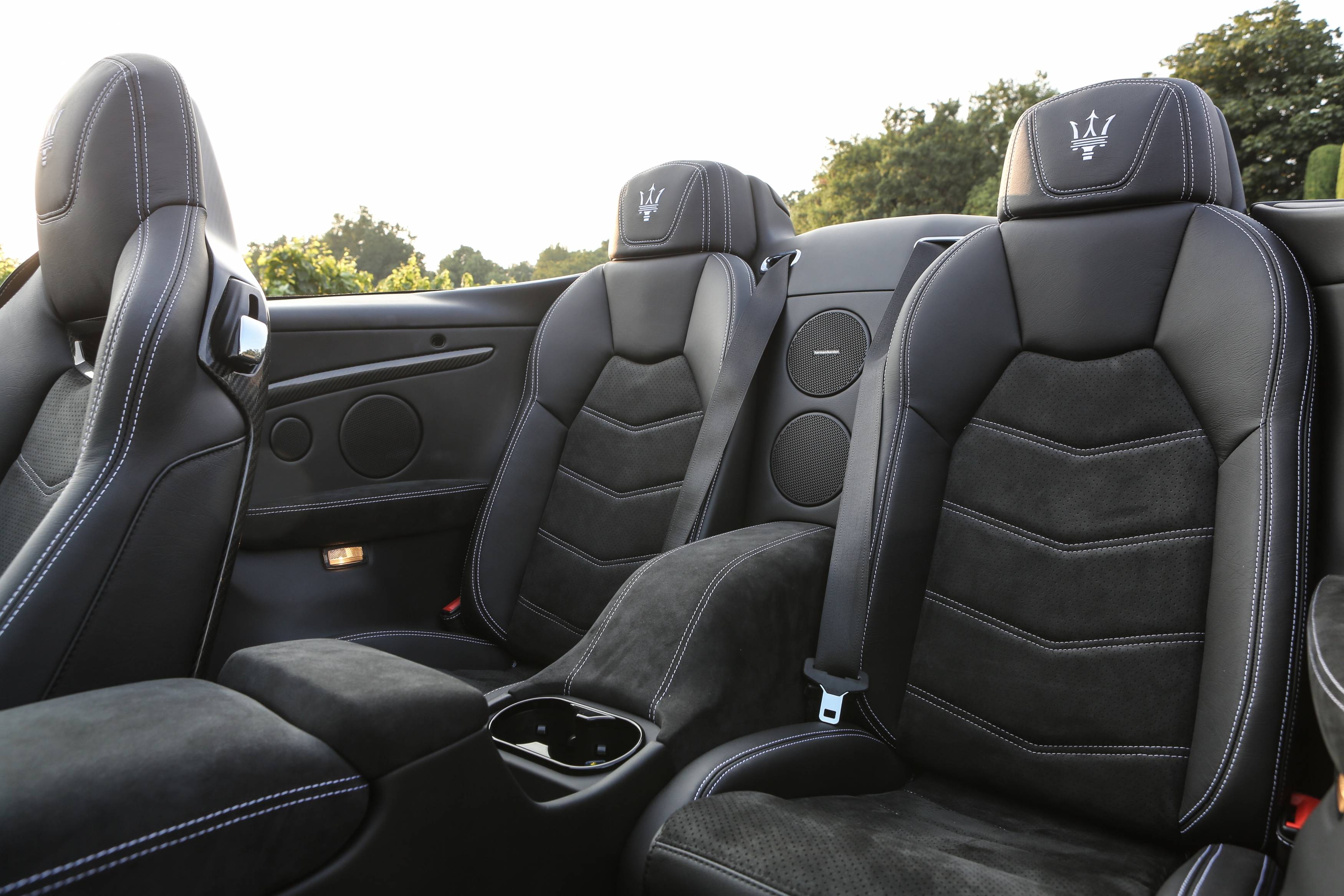 maserati-gran-cabrio-seats