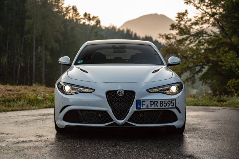 Alfa-Romeo-Giulia-QF-MY21-Front