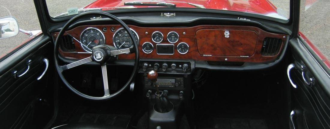 4nvFw3OdQouHX3prvIHfMc-762567cbcc8b71a3e6246e3c0ebeaa30-triumph-tr4-l-04-1100