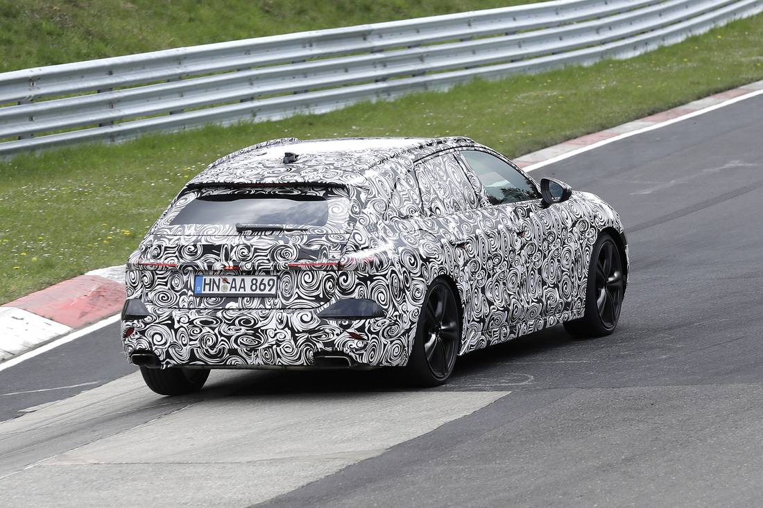 Audi-A5-S5-Avant-Erlkoenig-AutoScout24-Rear-Normal