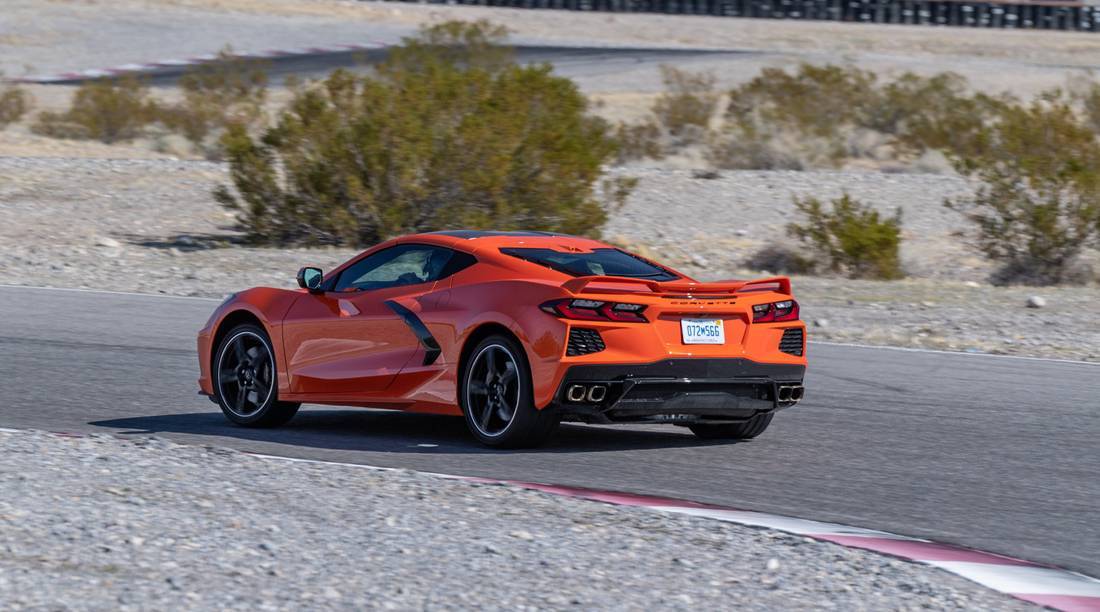 4NGQx2IhBQ1ojfw1Sl1Df0-55b3b2d30802df0e3184fb3e3cd2e656-chevrolet-corvette-c8-stingray-back-1100