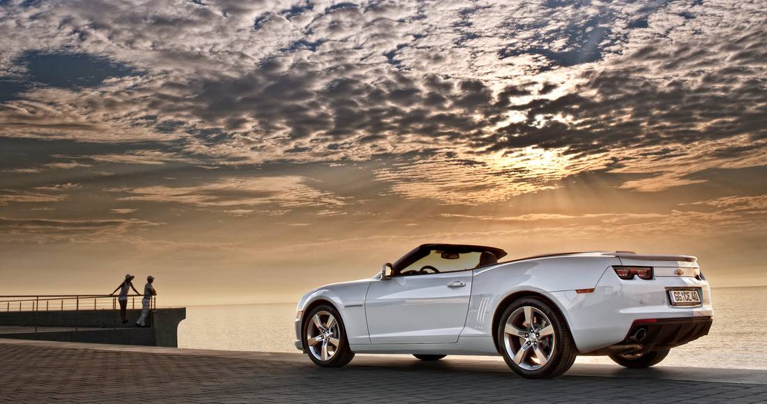 chevrolet-camaro-cabrio-back