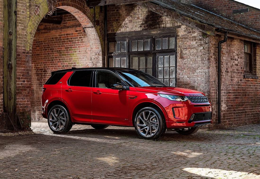 land-rover-discovery-sport-side