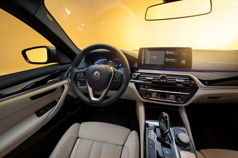 BMW ALPINA B5 RGB 01-Interieur