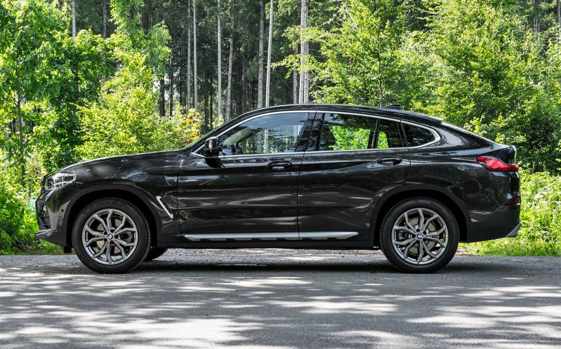 bmw-x4-side