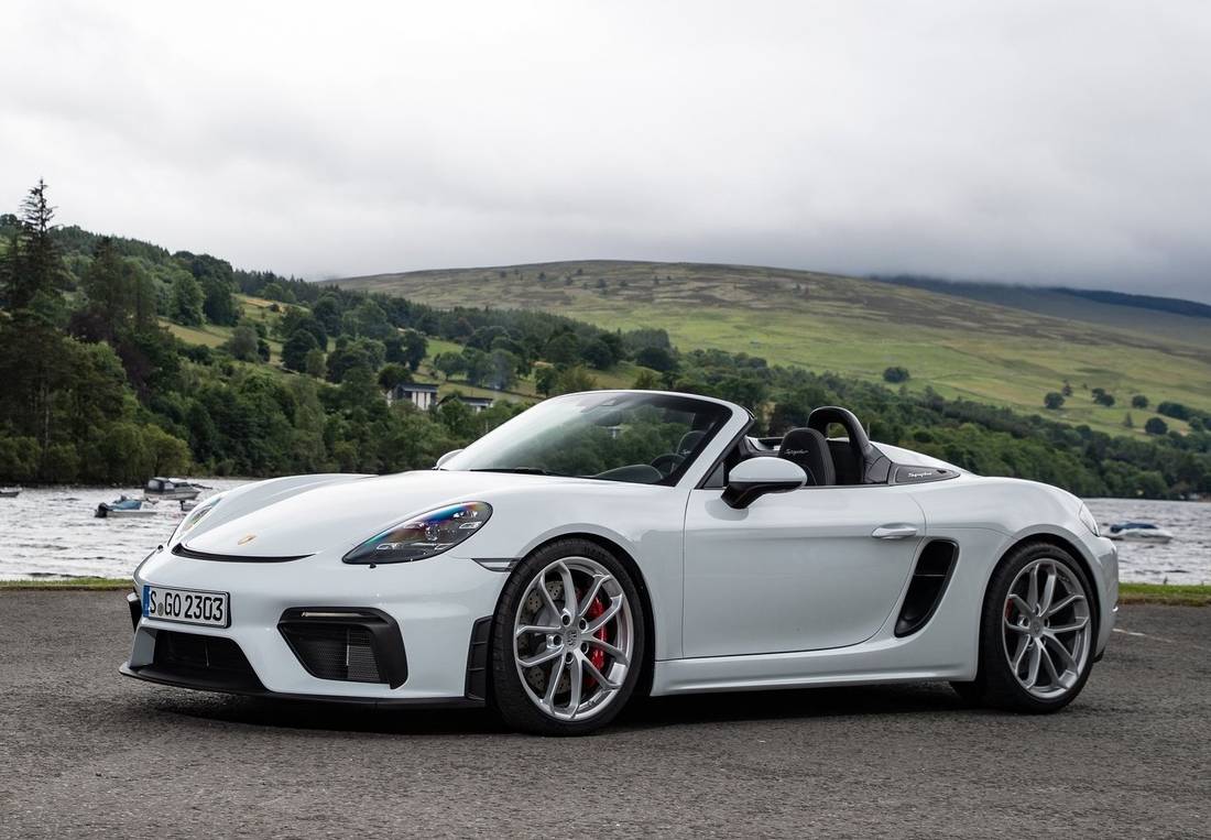 porsche-718-spyder-front