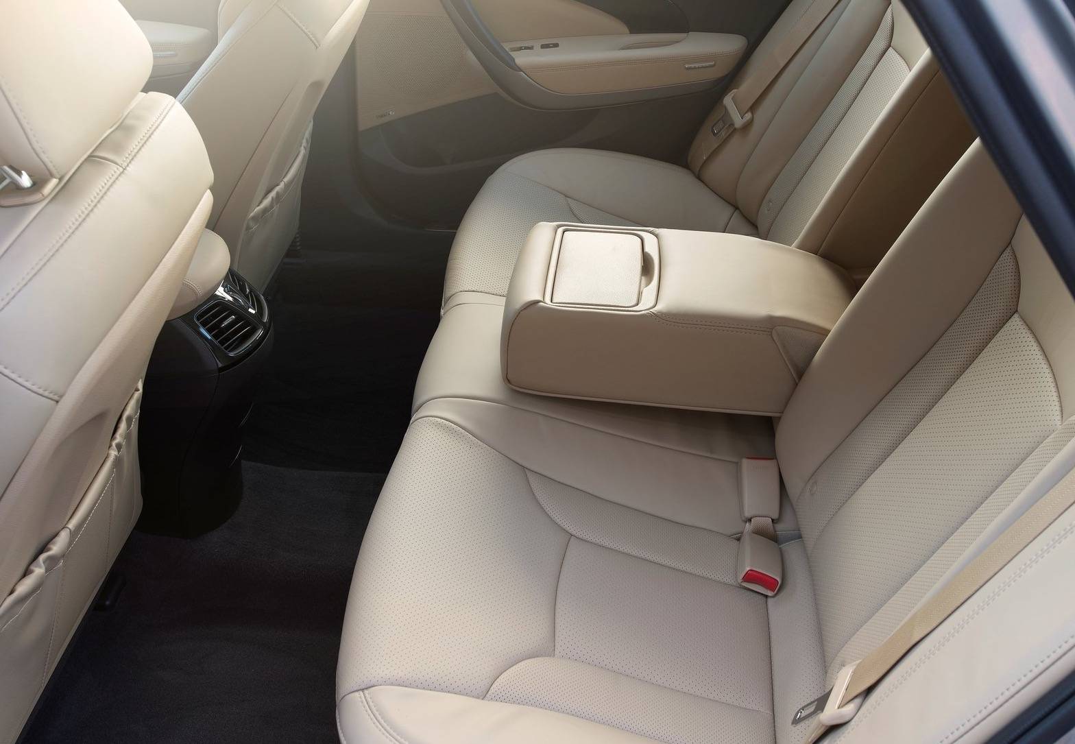 hyundai-azera-seats