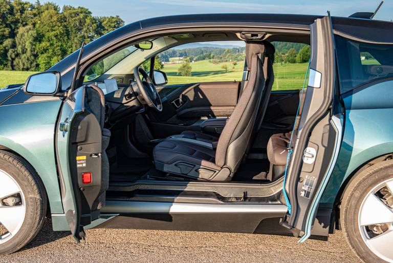 BMW-i3-120ah-2022-Doors