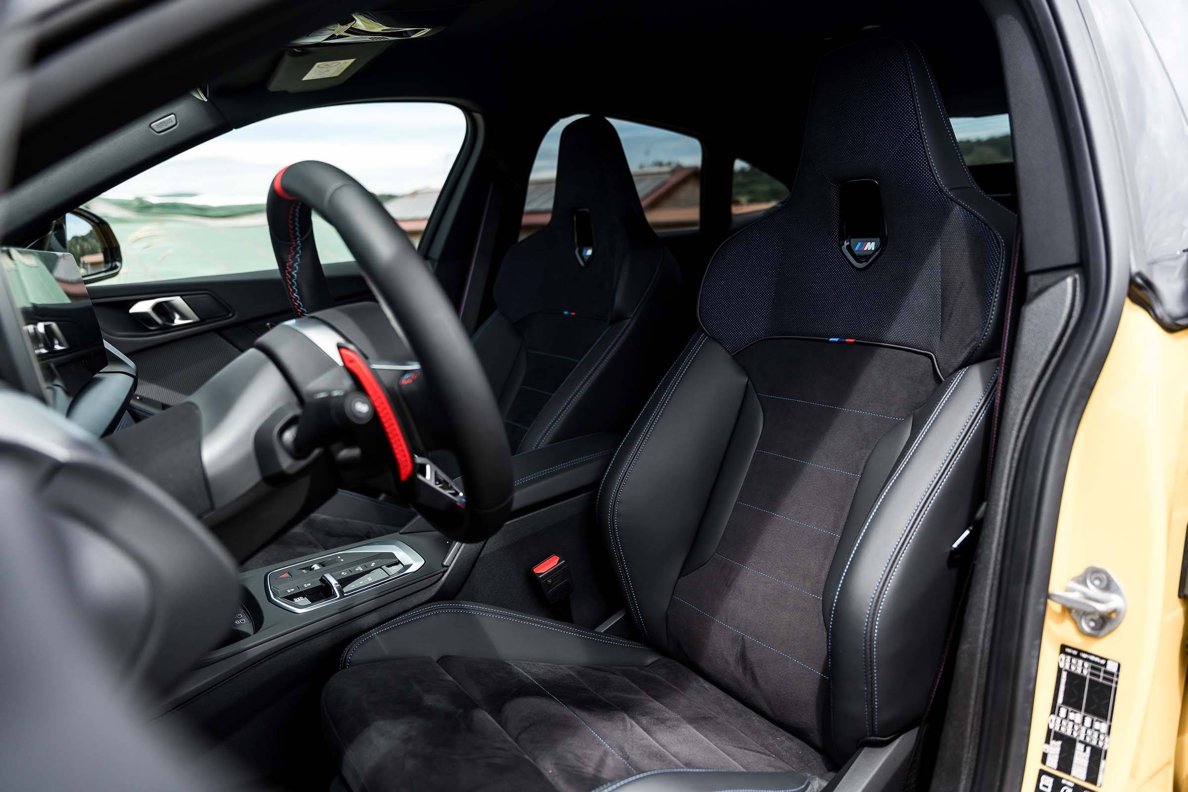 BMW M235 Sitze