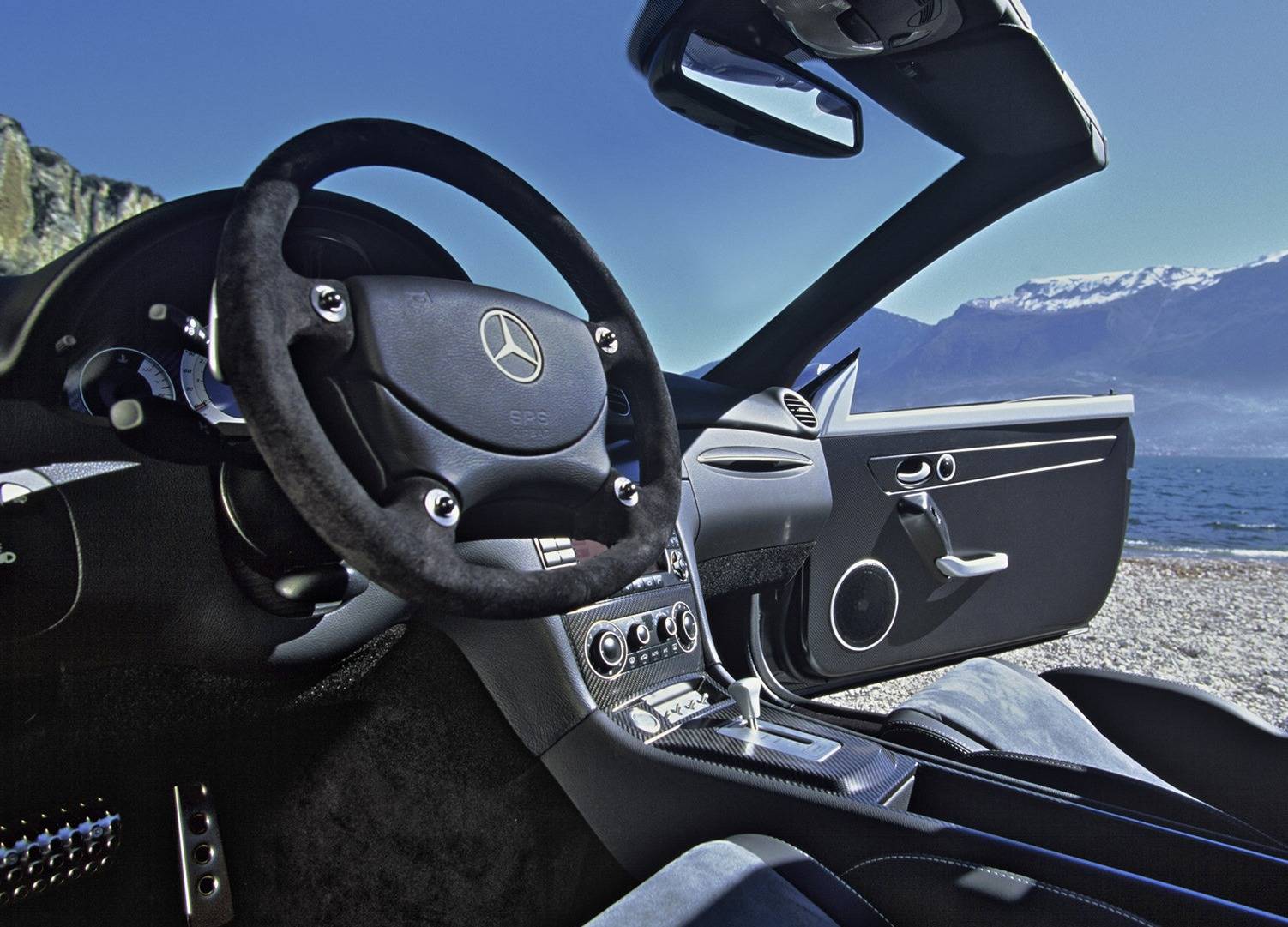 mercedes-benz-w209-interior