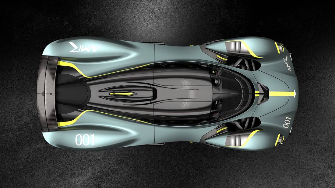 aston-martin-valkyrie-amr-pro-track-performance-panorama.jpg