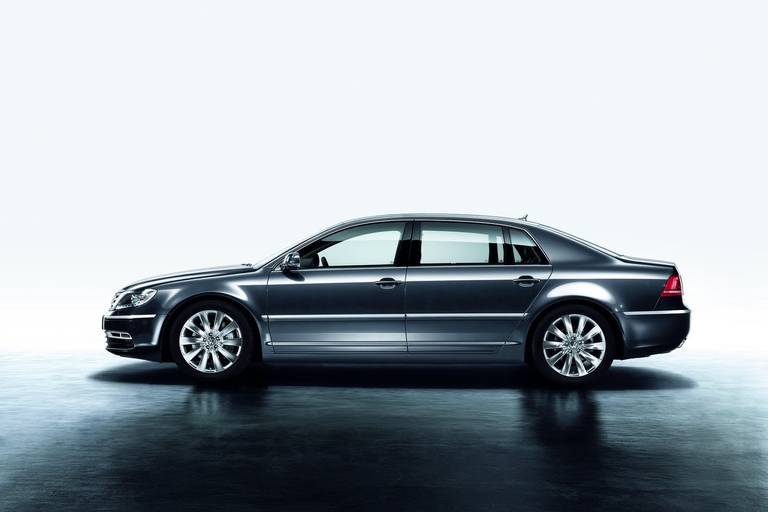 VW-Phaeton-Gebrauchtwagen-Side