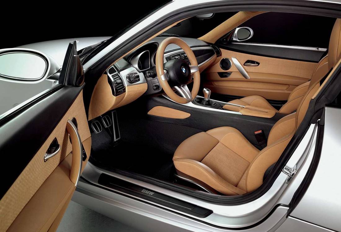 bmw-z4-coupe-seats