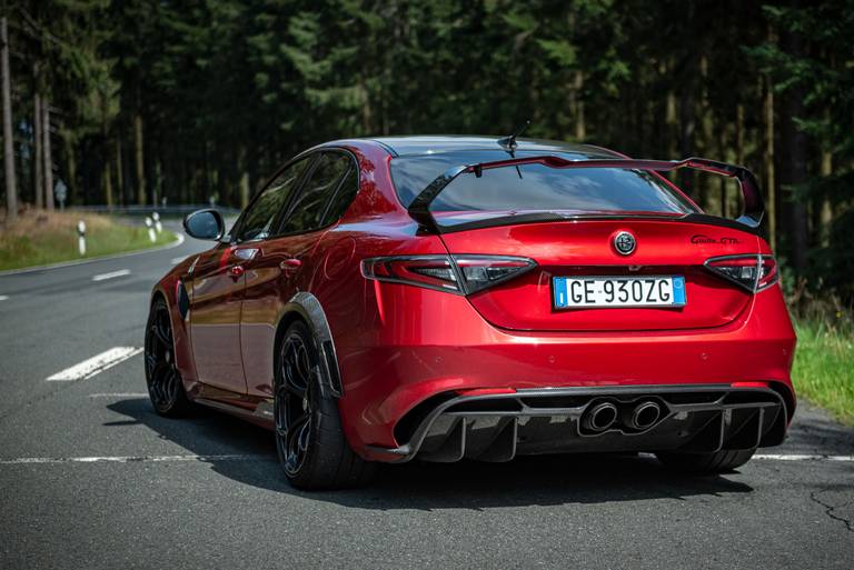 Alfa-Romeo-Giulia-GTAm-Rear