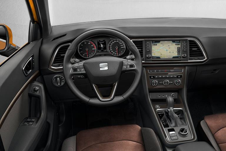 Seat-Ateca-2016-Interieur