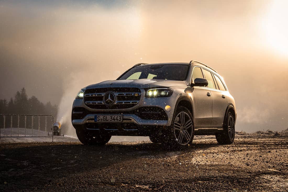 Mercedes-Benz-GLS-580-Hero